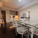 Espaço Ideal para sua Família: Wifi, Ar, Garagem